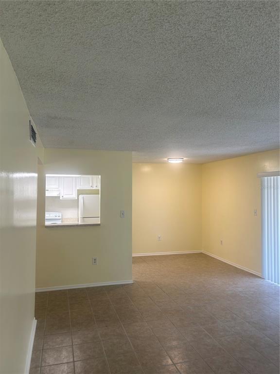 Building Photo - 2513 N Alafaya Trail