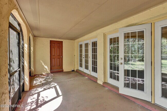 Building Photo - 3918 La Mirada Dr N