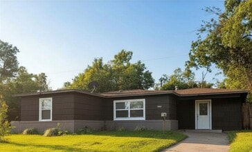 Building Photo - 5222 Northridge Dr