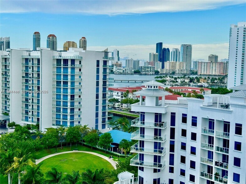 Building Photo - 3131 NE 188th St