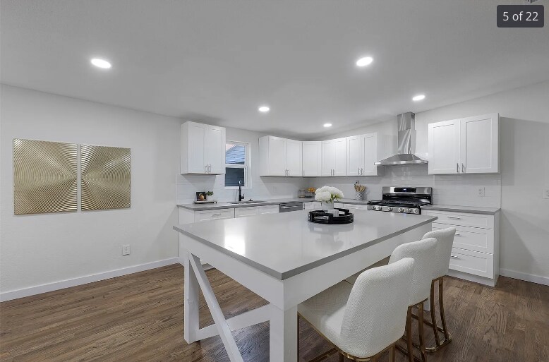 Building Photo - 10913 Joaquin Dr
