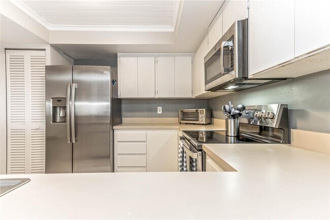 Building Photo - 700 Island Way