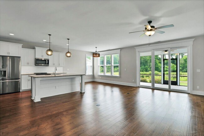 Building Photo - CATHERINES' COVE - Located off Bayshore Dr...