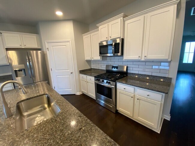 Building Photo - Beautiful 4 Bedroom in Cane Bay