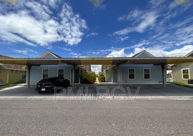 Building Photo - 1420 Quitaca Dr