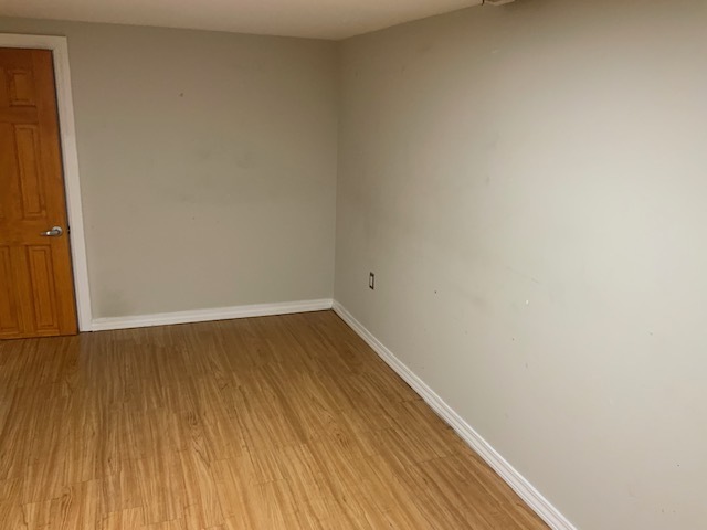 Building Photo - 844 N Harding Ave