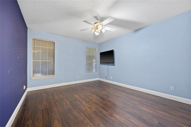 Building Photo - 726 Opal Ln