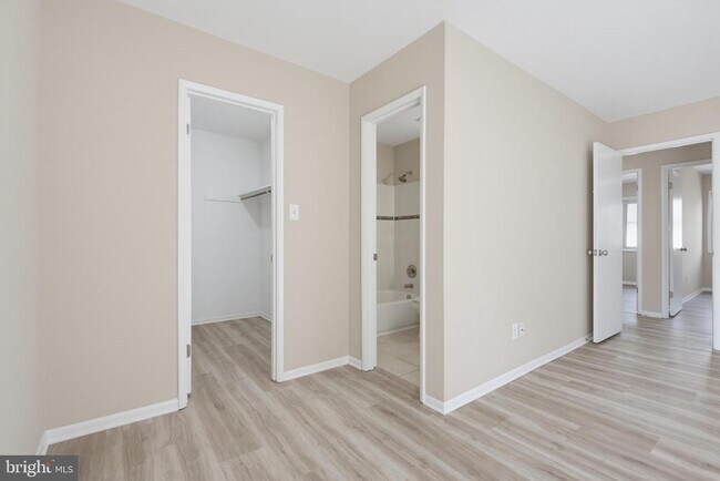 Building Photo - 744 Cordell Way