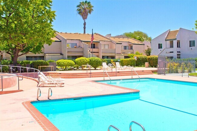 Building Photo - 3238 Ashford St