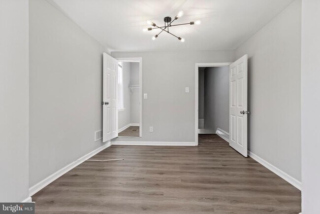 Building Photo - 435 N 42nd St
