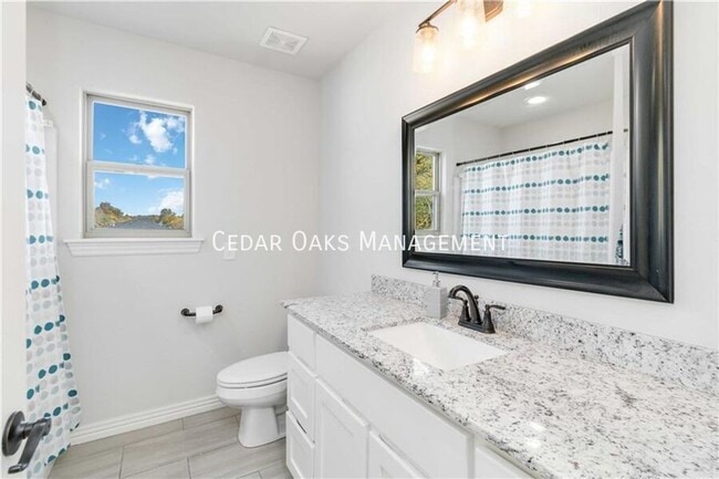 Building Photo - 645 Sugar Creek Rd