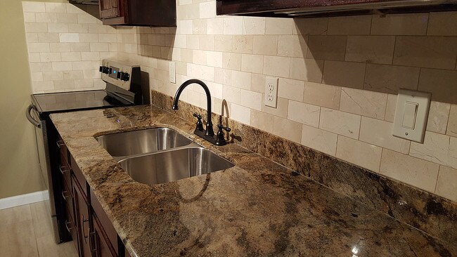 Building Photo - 3108 Aster St