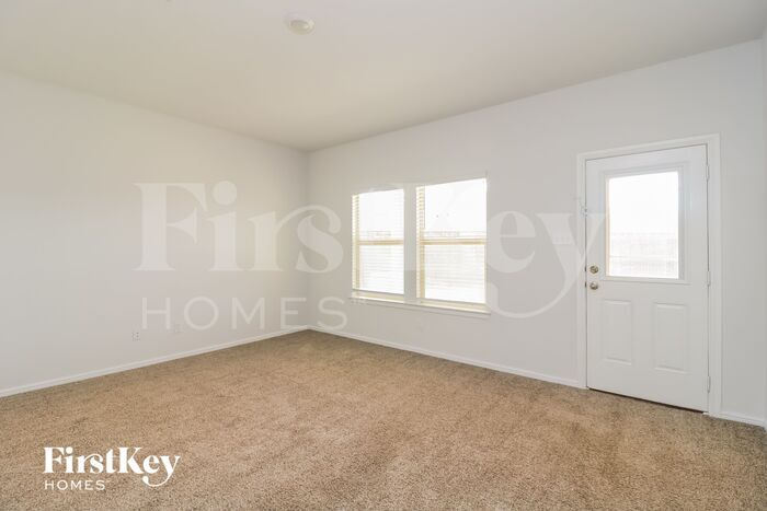 Building Photo - 10479 Ft Cibolo Trl
