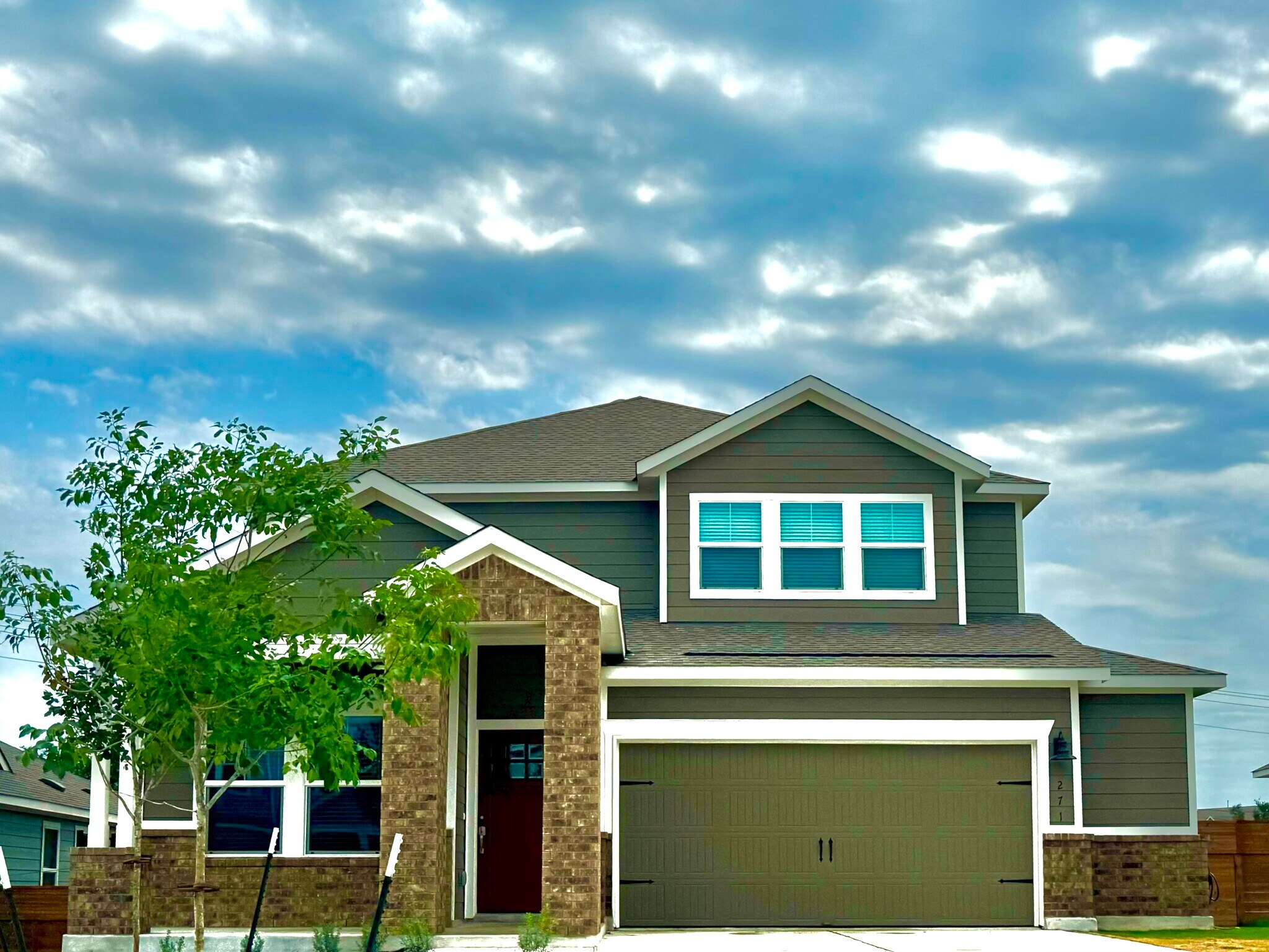 Building Photo - 271 Carmello