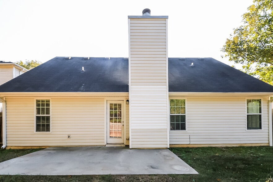 Building Photo - 11 Grier Ln