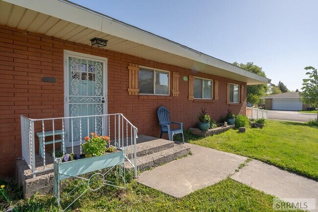 Primary Photo - 947 Cassia Ave