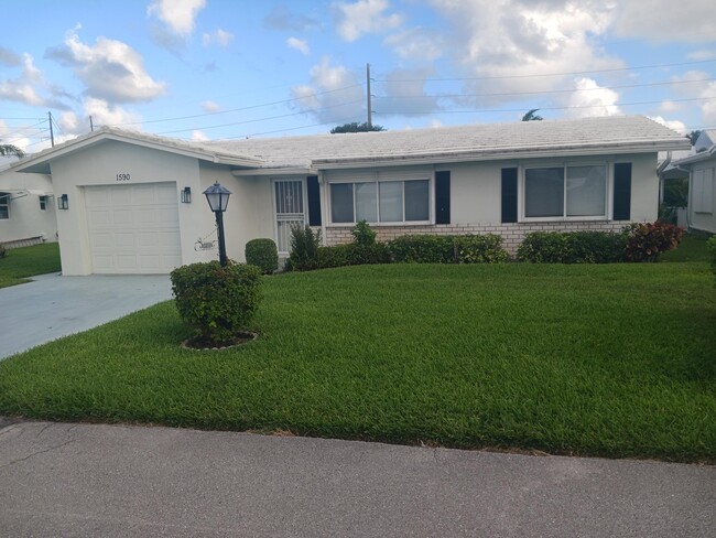Primary Photo - 1590 SW 14th Ave