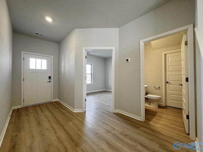 Building Photo - 306 Pond Spg Dr