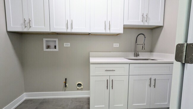 Building Photo - 21367 W Starry Ln