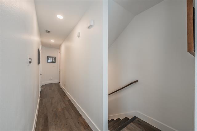 Building Photo - 4954 Camdale Ct