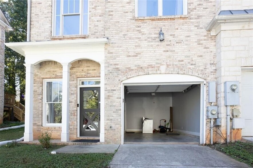 Building Photo - 4867 Pinnacle Dr