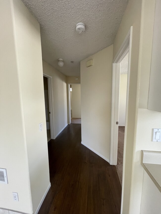 Building Photo - 7642-7652 Crescent Ave