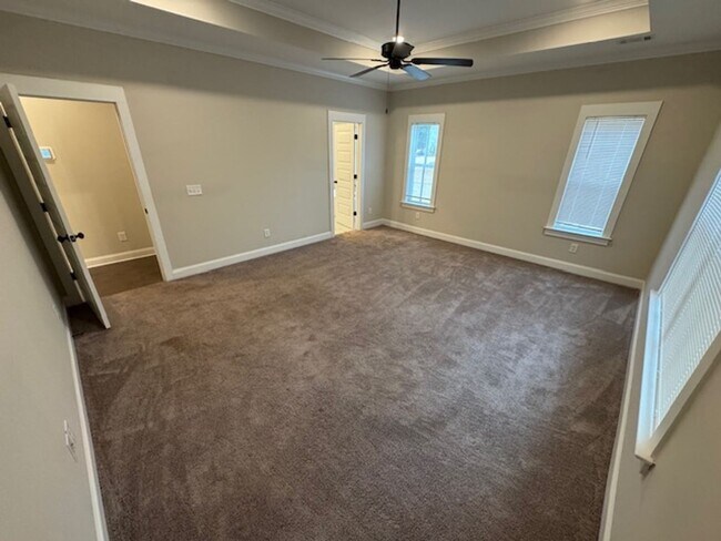 Building Photo - 347 Willow Pointe Dr