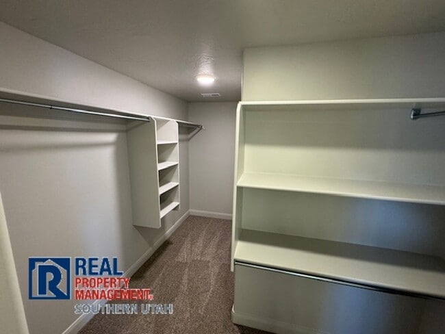 Building Photo - Brand New - River Trail Townhome