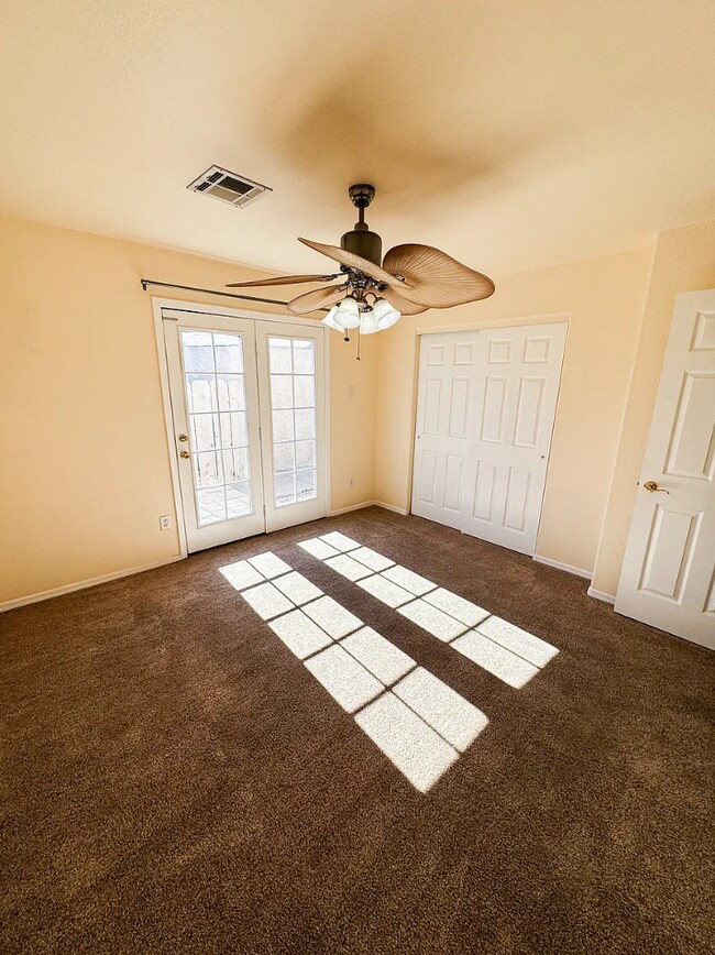 Building Photo - A Cozy 2 bed/ 2 bath home in the heart of Yuma!