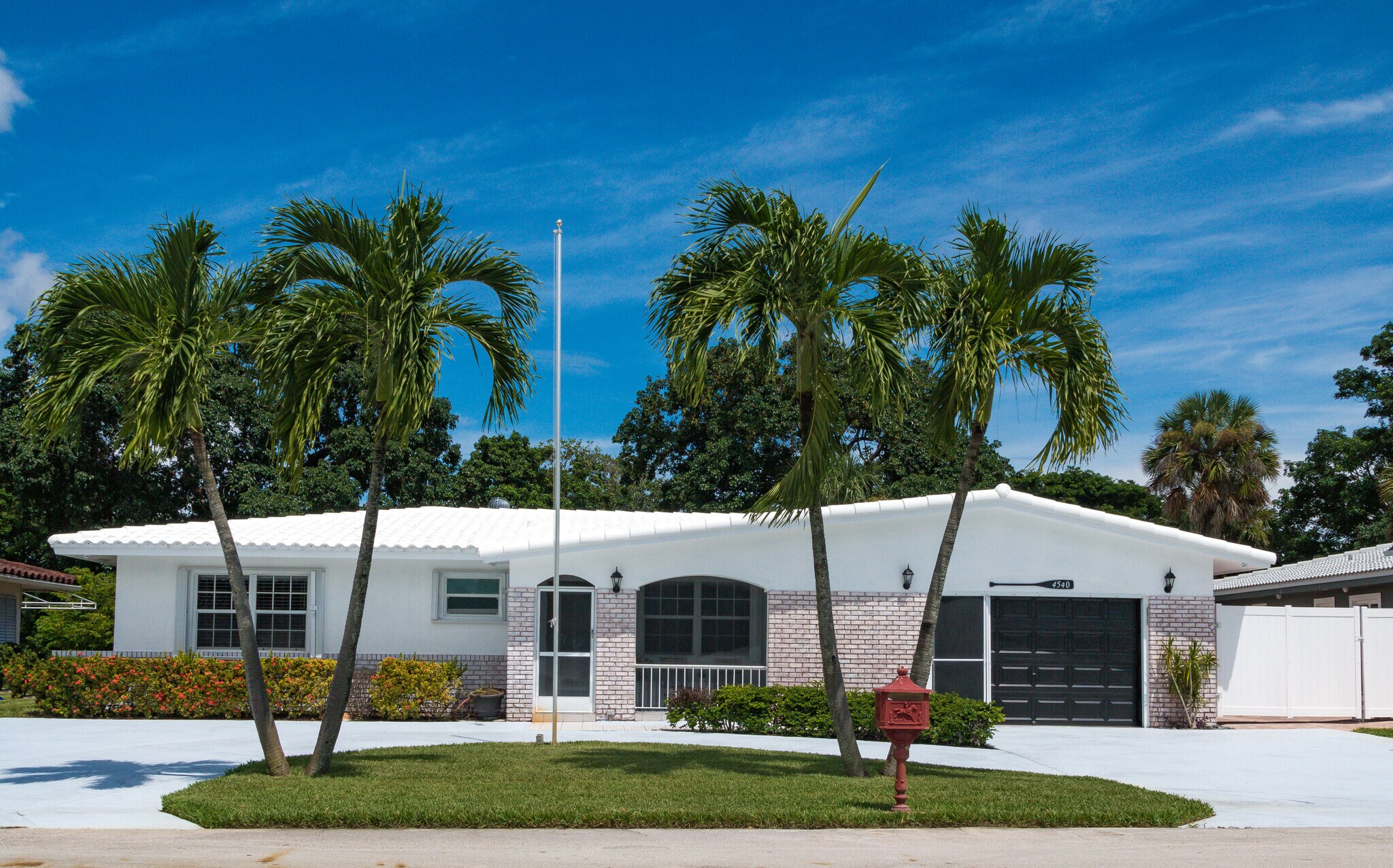 Front - 4540 NW 12th Dr
