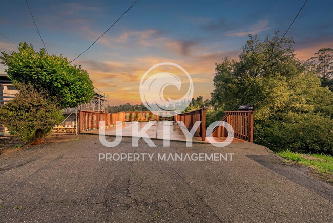 Building Photo - 8655 Skyline Blvd