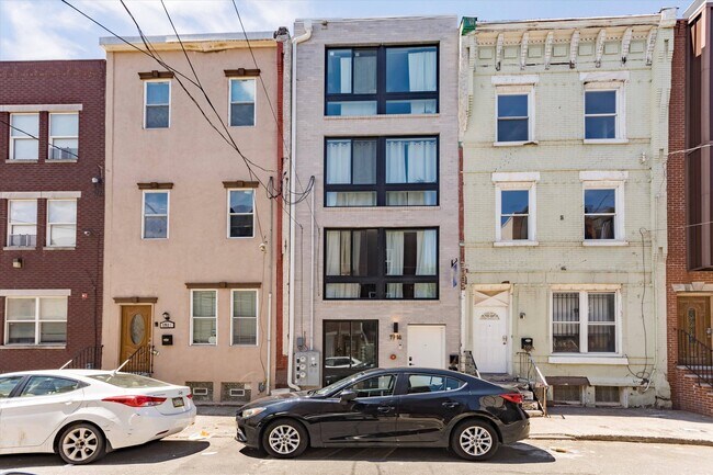 Building Photo - 1914 N Gratz St