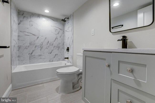 Building Photo - 505 McCabe Ave