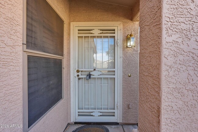 Building Photo - 3331 W Via Del Sol Dr