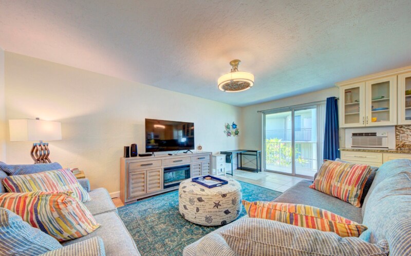 Building Photo - 3820 Ocean Beach Blvd