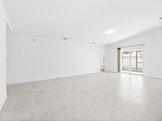 Building Photo - 518 Gantry St SW