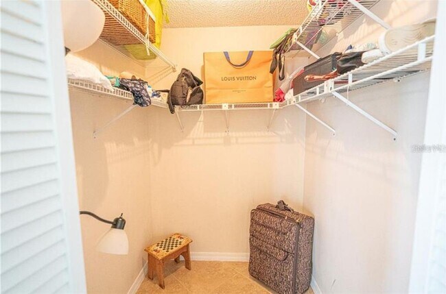 Building Photo - 11878 Shotgate Ct