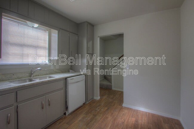 Building Photo - 30197 E 143rd St S