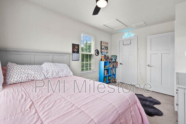 Building Photo - 367 Ontario Dr
