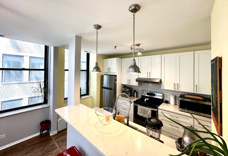 Building Photo - 740 S Federal St