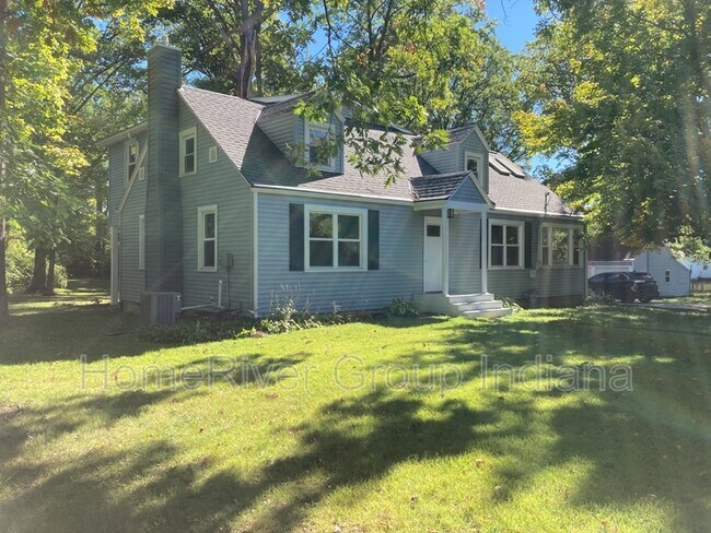 Building Photo - 1703 Getz Rd