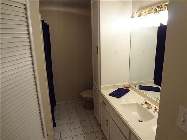 Building Photo - 8120 Heatherbrook Trail