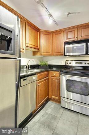 Building Photo - 2311 M St NW