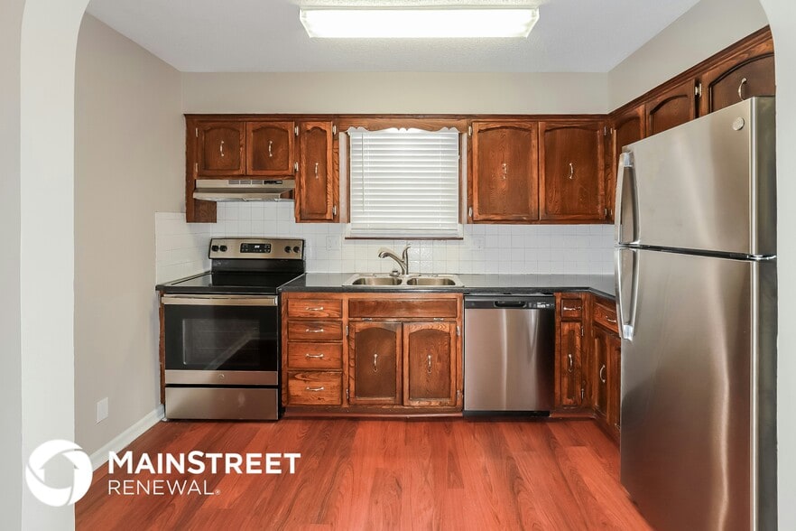 Building Photo - 7641 N Stoddard Ave