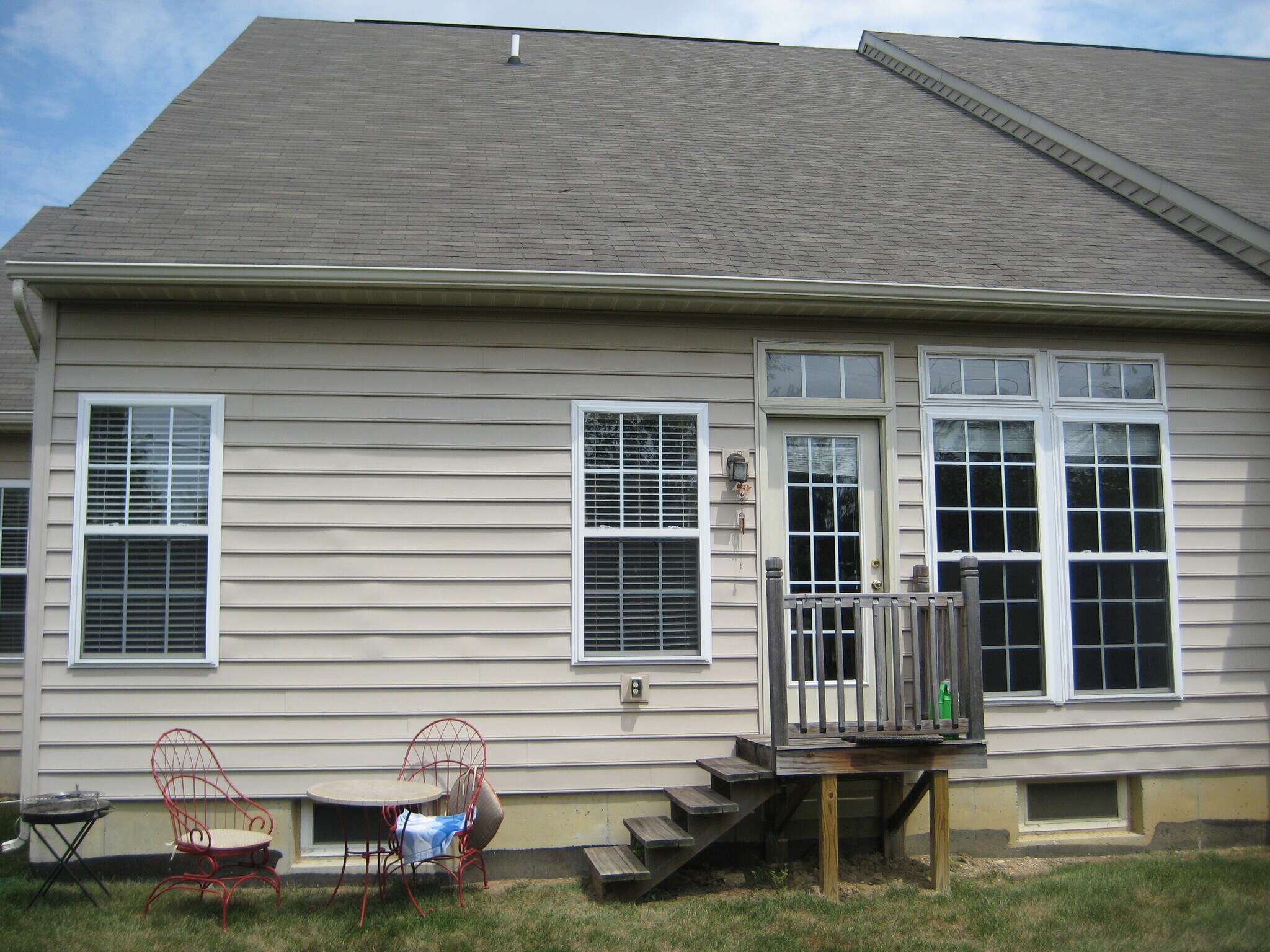 Building Photo - 3829 Taft Ave