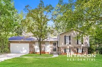 Building Photo - 864 Regency Ct NW