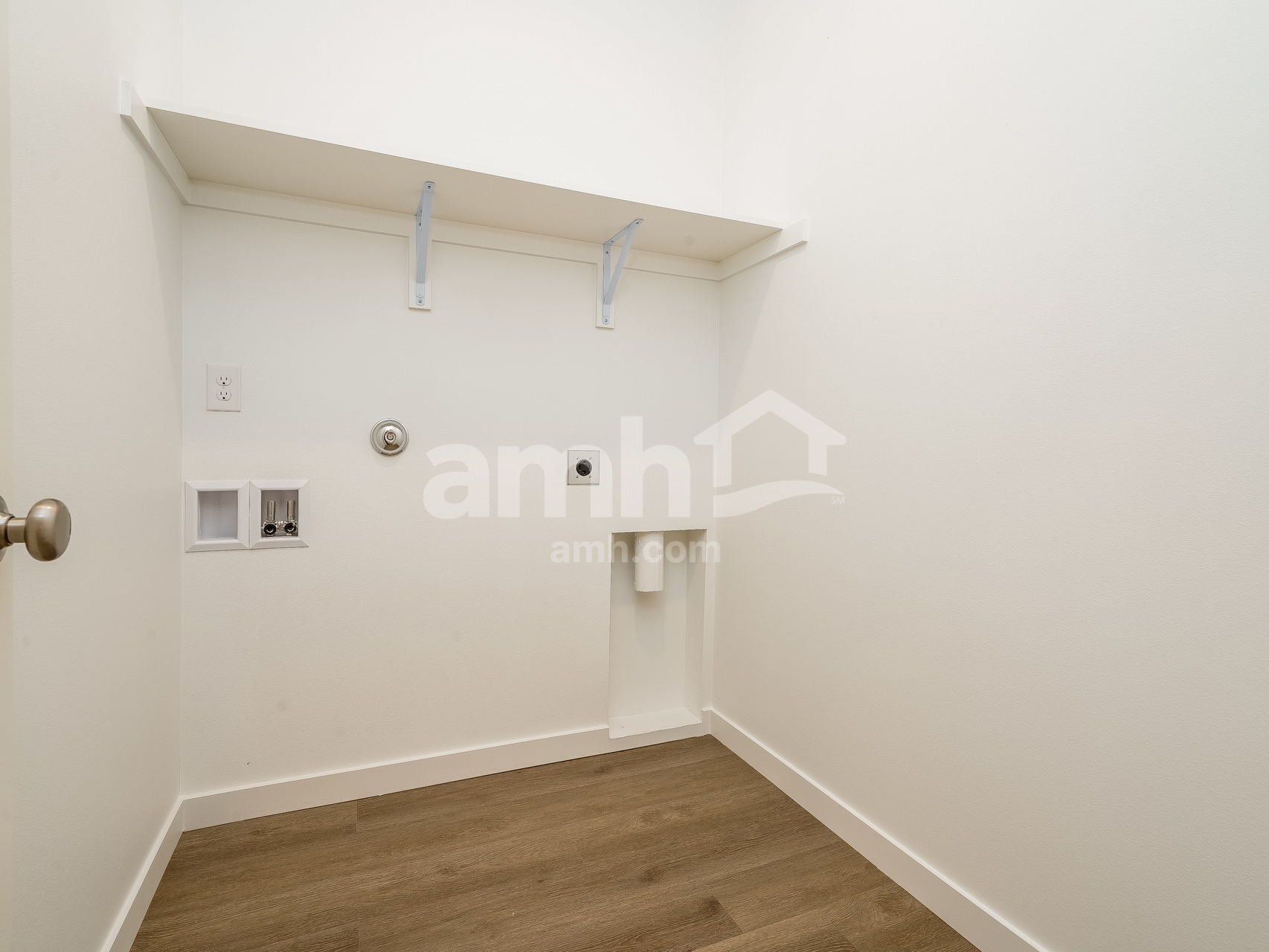 Building Photo - 5004 Washington St SE