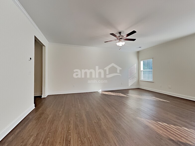 Building Photo - 581 Woodall Rd