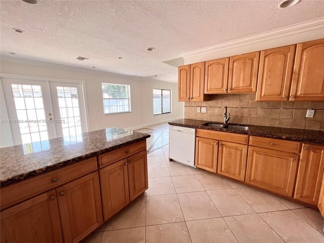 Building Photo - 9554 Biscayne Park Ct