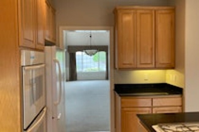 Building Photo - 4bd/2ba House in Newcastle